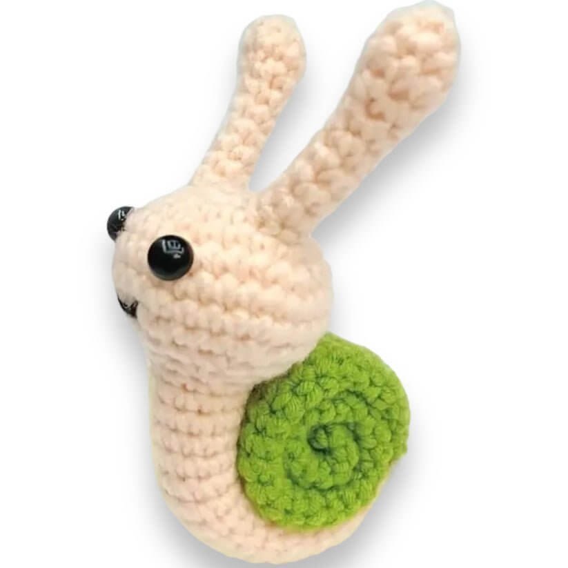 Snail Crochet Package with Turorial || مجموعة كروشيه مع فيديو توضيحي شكل حلزون - مكتبة اكسبريس الكويت